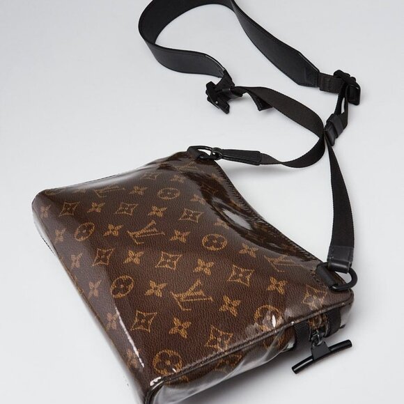 Louis Vuitton Monogram Glaze Canvas Messenger PM Bag - Picture 3 of 12